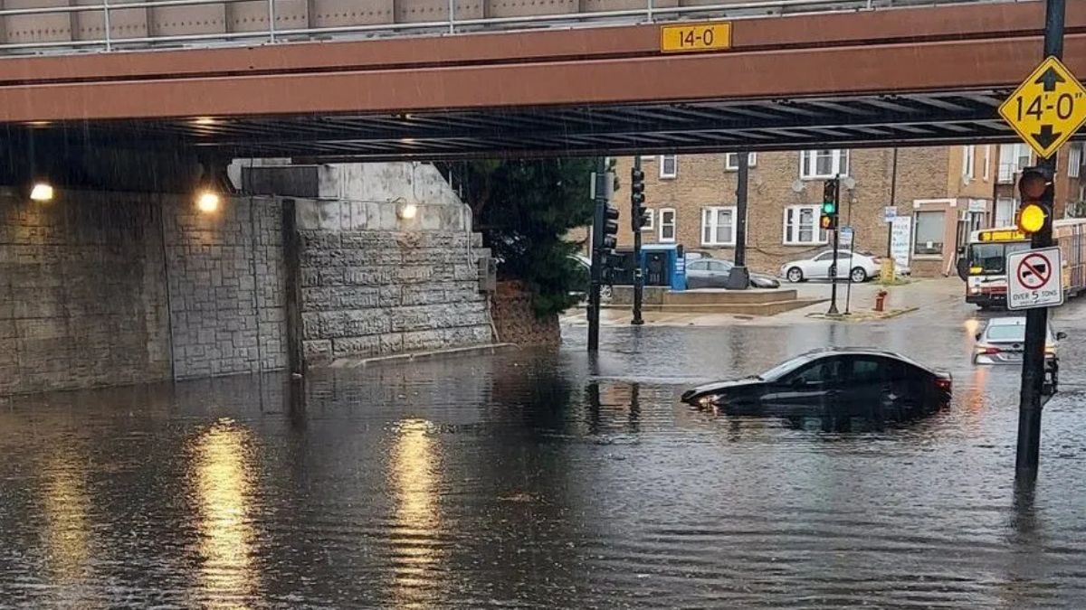 Chicago Flooding Today: Roads Closed, Drivers Stranded as Flash Flood Warnings Continue